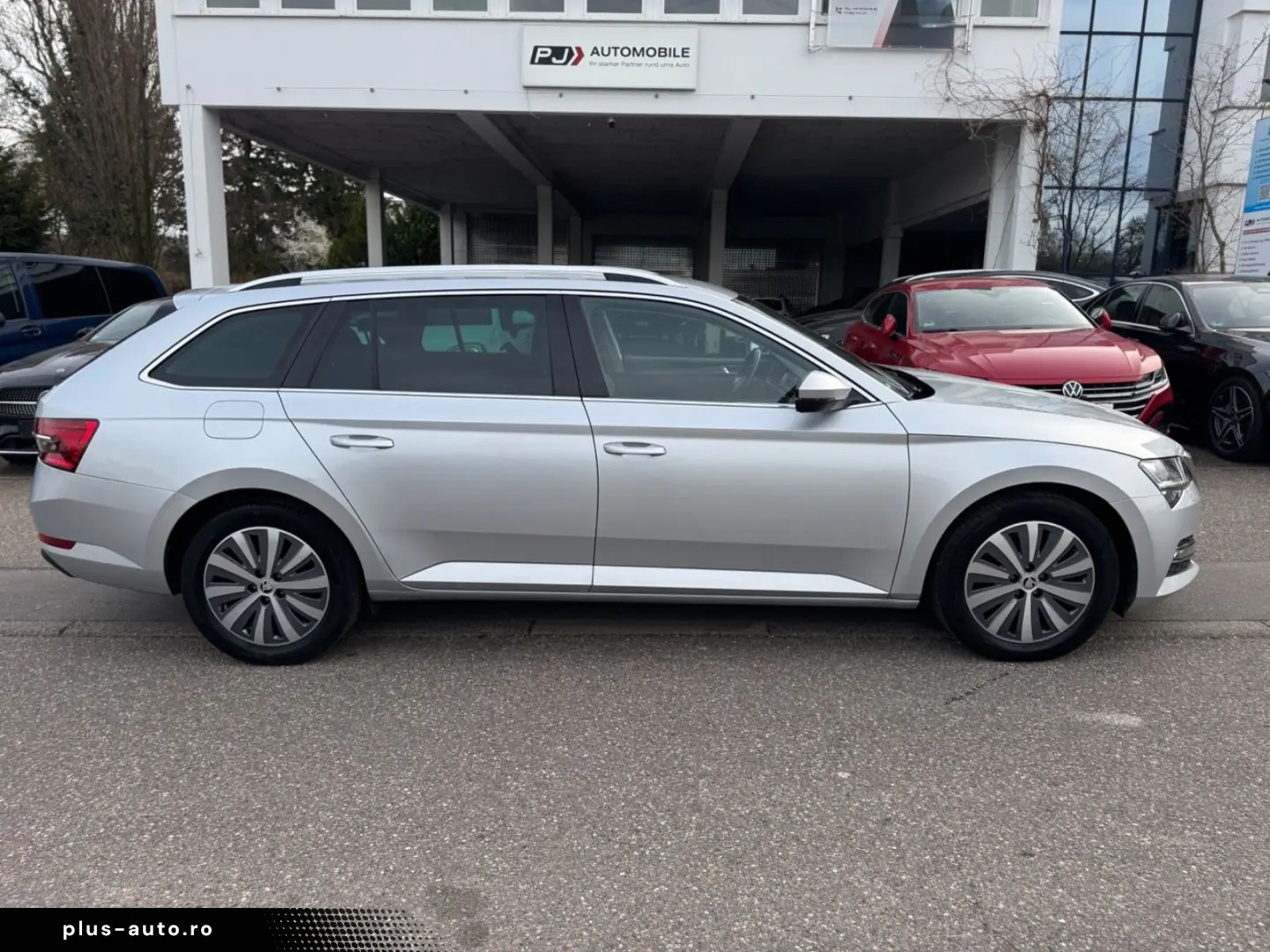 SKODA Superb 2.0 TDI Combi Style Navi LED Memory ACC 1