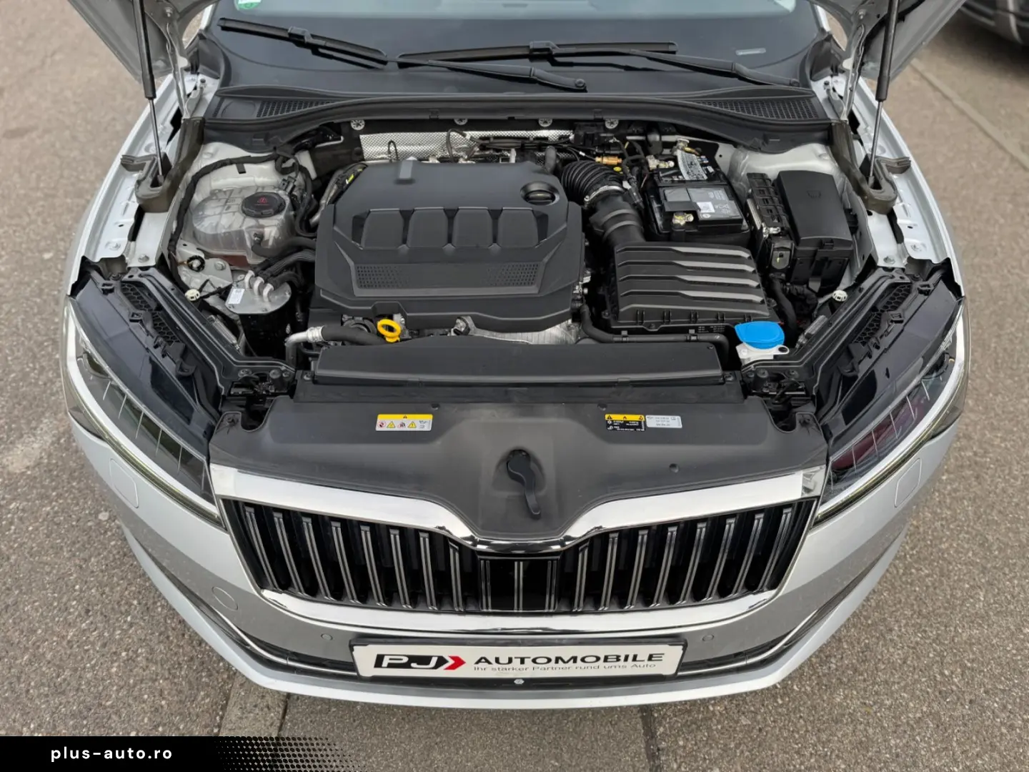 SKODA Superb 2.0 TDI Combi Style Navi LED Memory ACC 1
