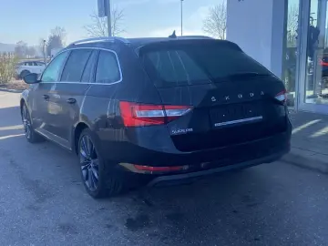 SKODA Superb Combi 2.0 TDI DSG 19  CANTON SMART-LINK N