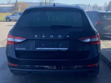 SKODA Superb Combi 2.0 TDI DSG 19  CANTON SMART-LINK N