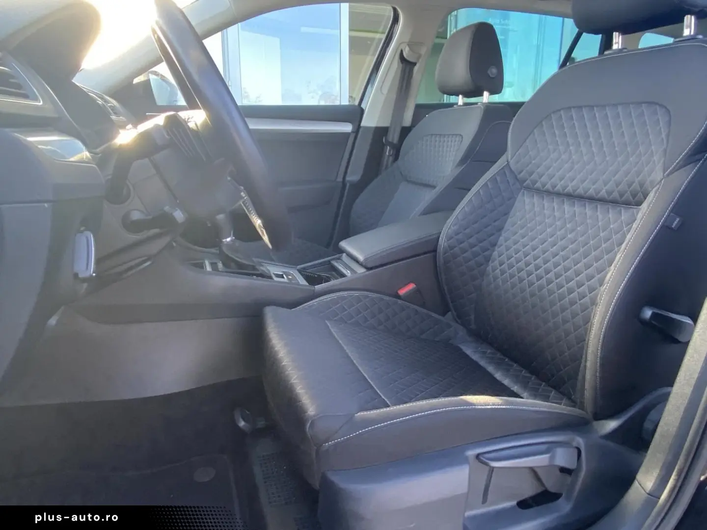 SKODA Superb Combi 2.0 TDI DSG 19  CANTON SMART-LINK N