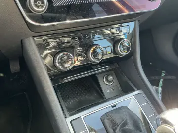 SKODA Superb Style R.Cam Memory dig.CockpitLED SHZ