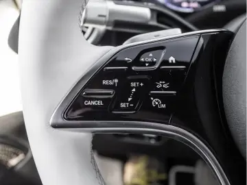 MERCEDES-BENZ EQS 350 MANUFAKTUR