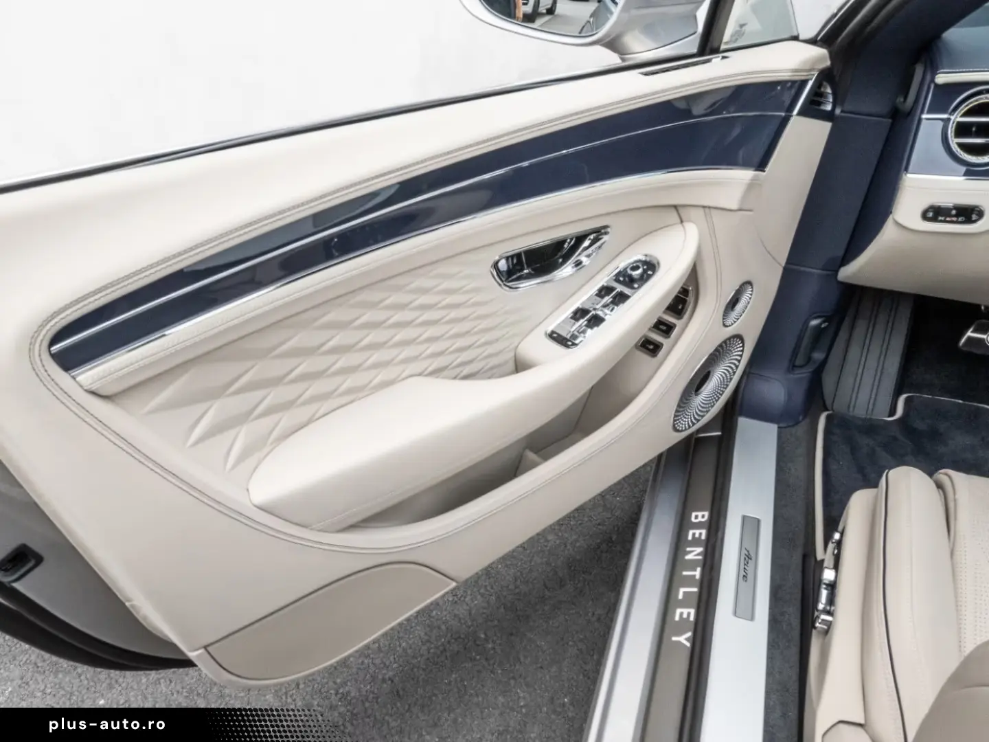 Bentley Continental GTC Azure Bright Chrome Diamond Knur