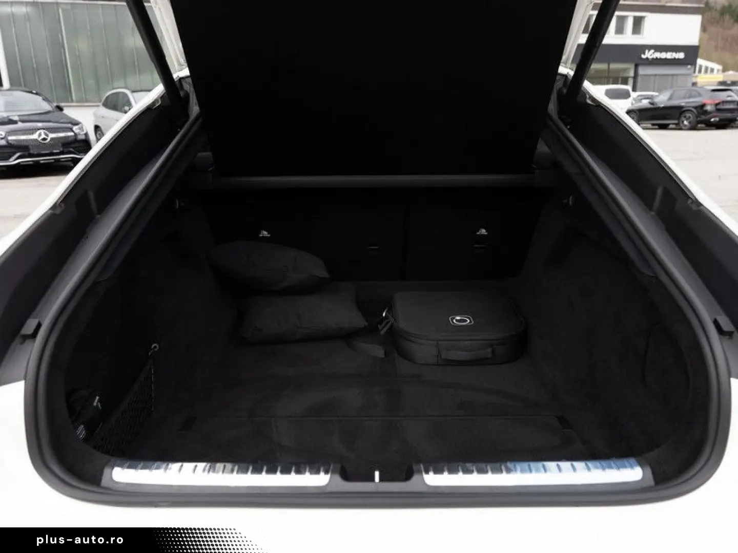 MERCEDES-BENZ EQS 580 4M AMG Pano Burm