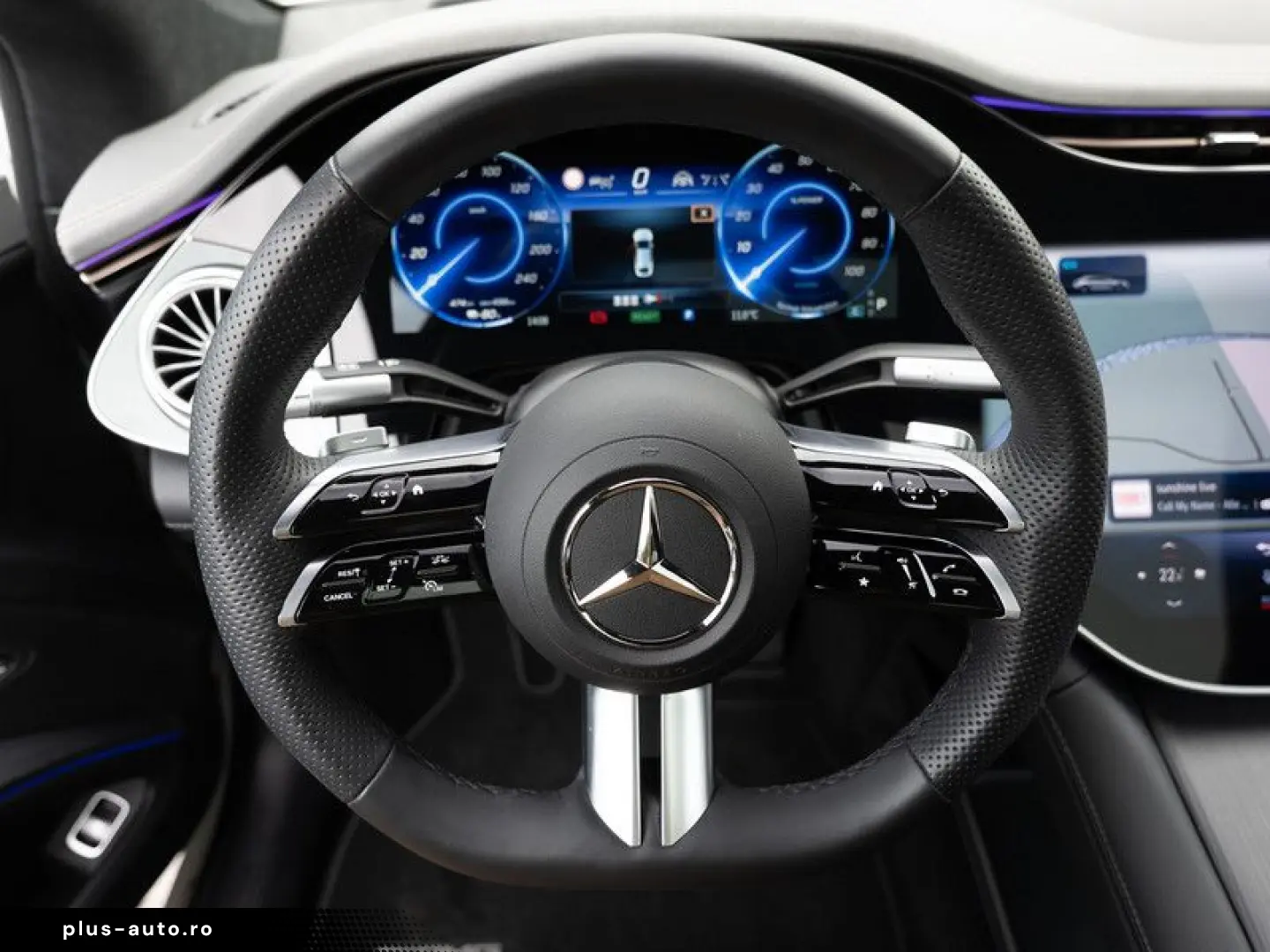 MERCEDES-BENZ EQS 580 4M AMG Pano Burm