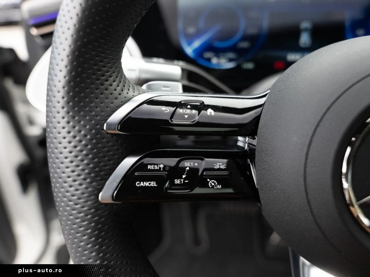 MERCEDES-BENZ EQS 580 4M AMG Pano Burm