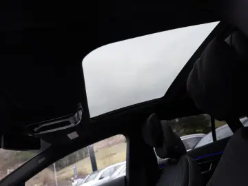 MERCEDES-BENZ EQS 580 4M AMG Pano Burm
