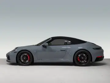 Porsche 992 Carrera 4 GTS Cabriolet Burmester Lift
