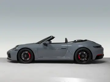 Porsche 992 Carrera 4 GTS Cabriolet Burmester Lift