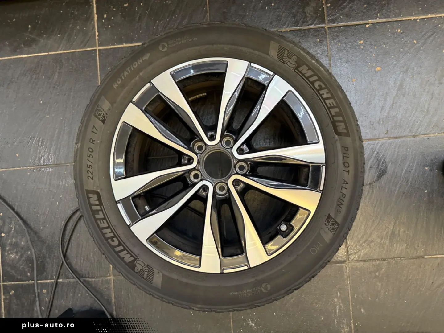 MERCEDES-BENZ C 400e Limo 4Matic AMG~Ambie~360~LED~Distro~WR