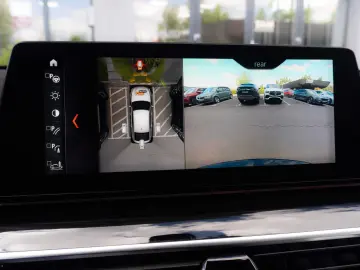 BMW 640d xDrive GT M Sport HUD Pano Air susp  H&K  masaj