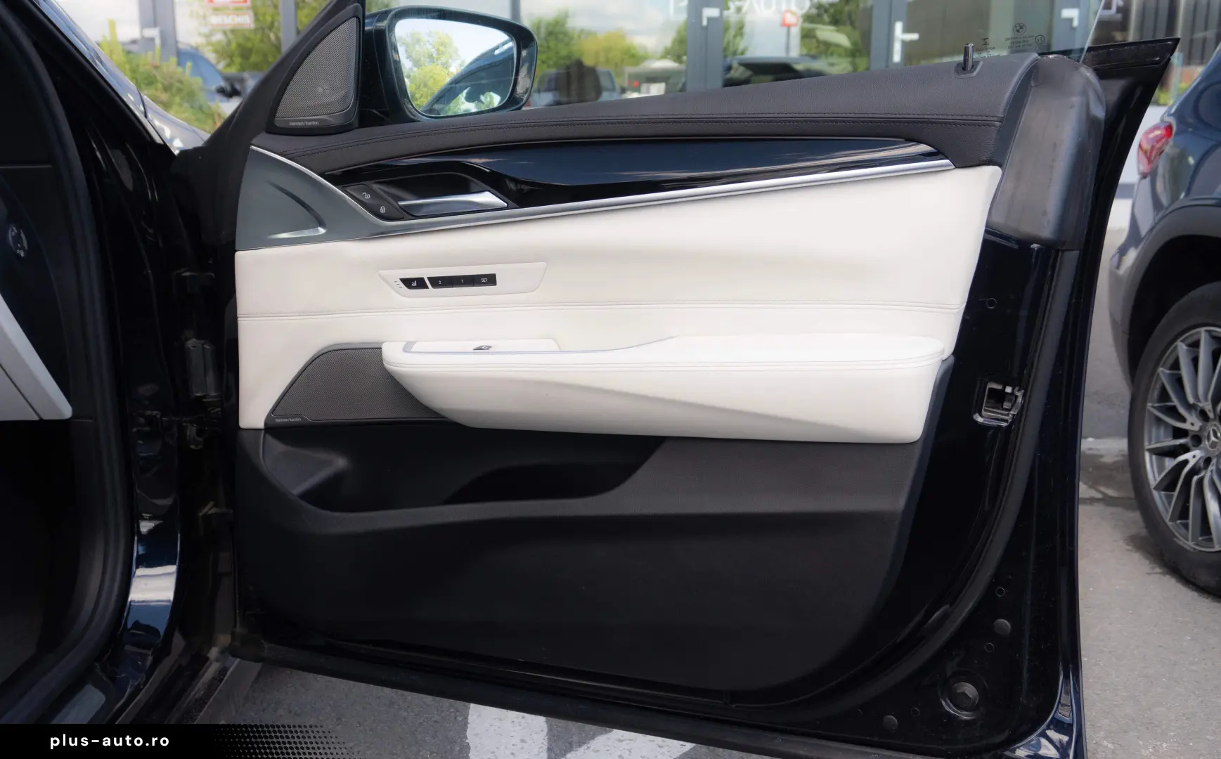 BMW 640d xDrive GT M Sport HUD Pano Air susp  H&K  masaj