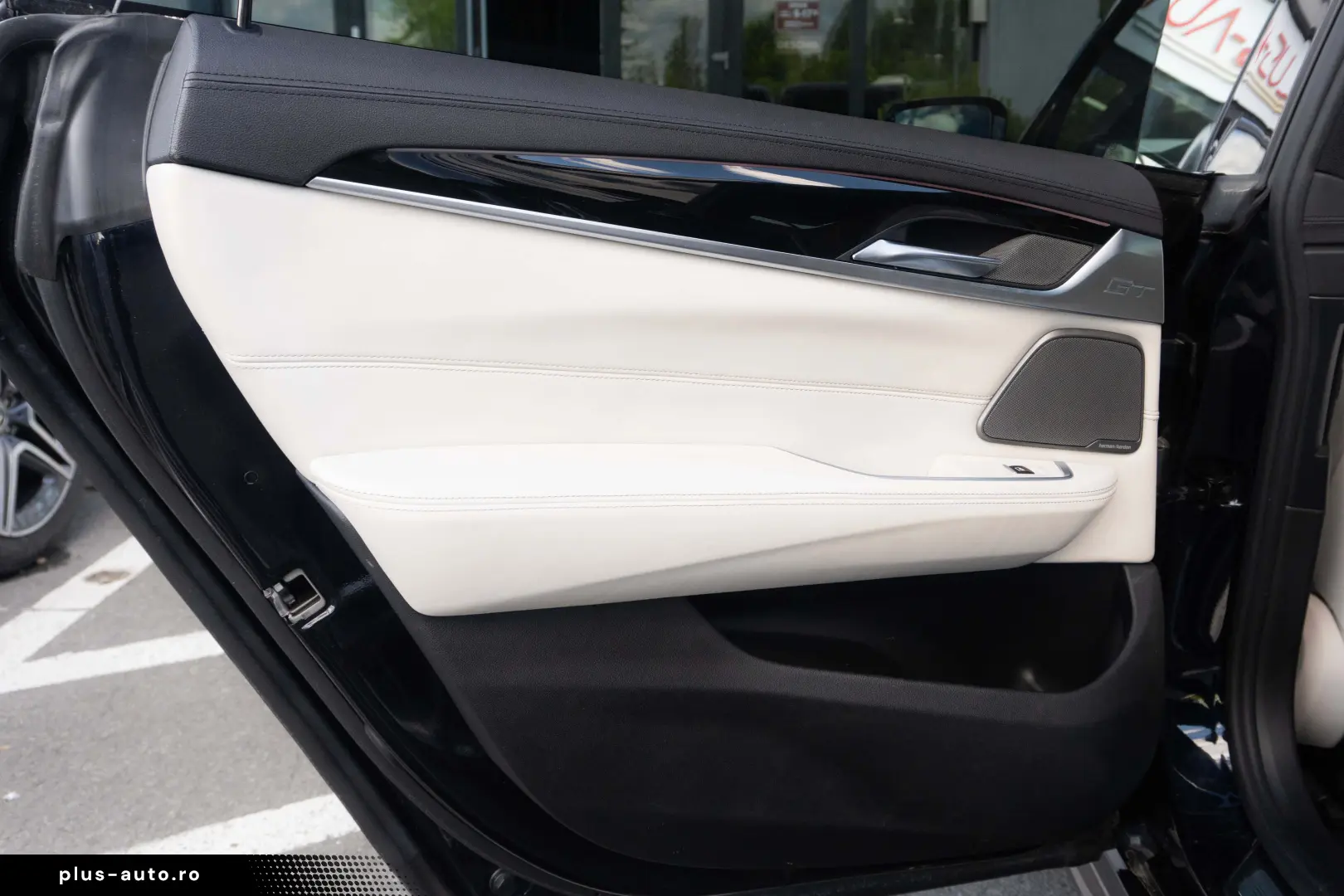 BMW 640d xDrive GT M Sport HUD Pano Air susp  H&K  masaj