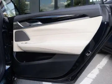 BMW 640d xDrive GT M Sport HUD Pano Air susp  H&K  masaj