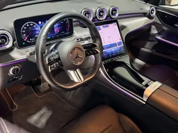 MERCEDES-BENZ C 200 4Matic AMG   Burmester Ambiente