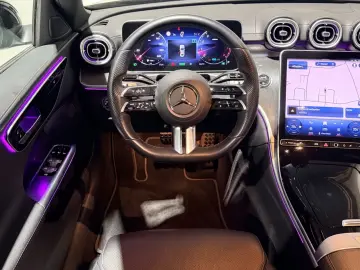 MERCEDES-BENZ C 200 4Matic AMG   Burmester Ambiente