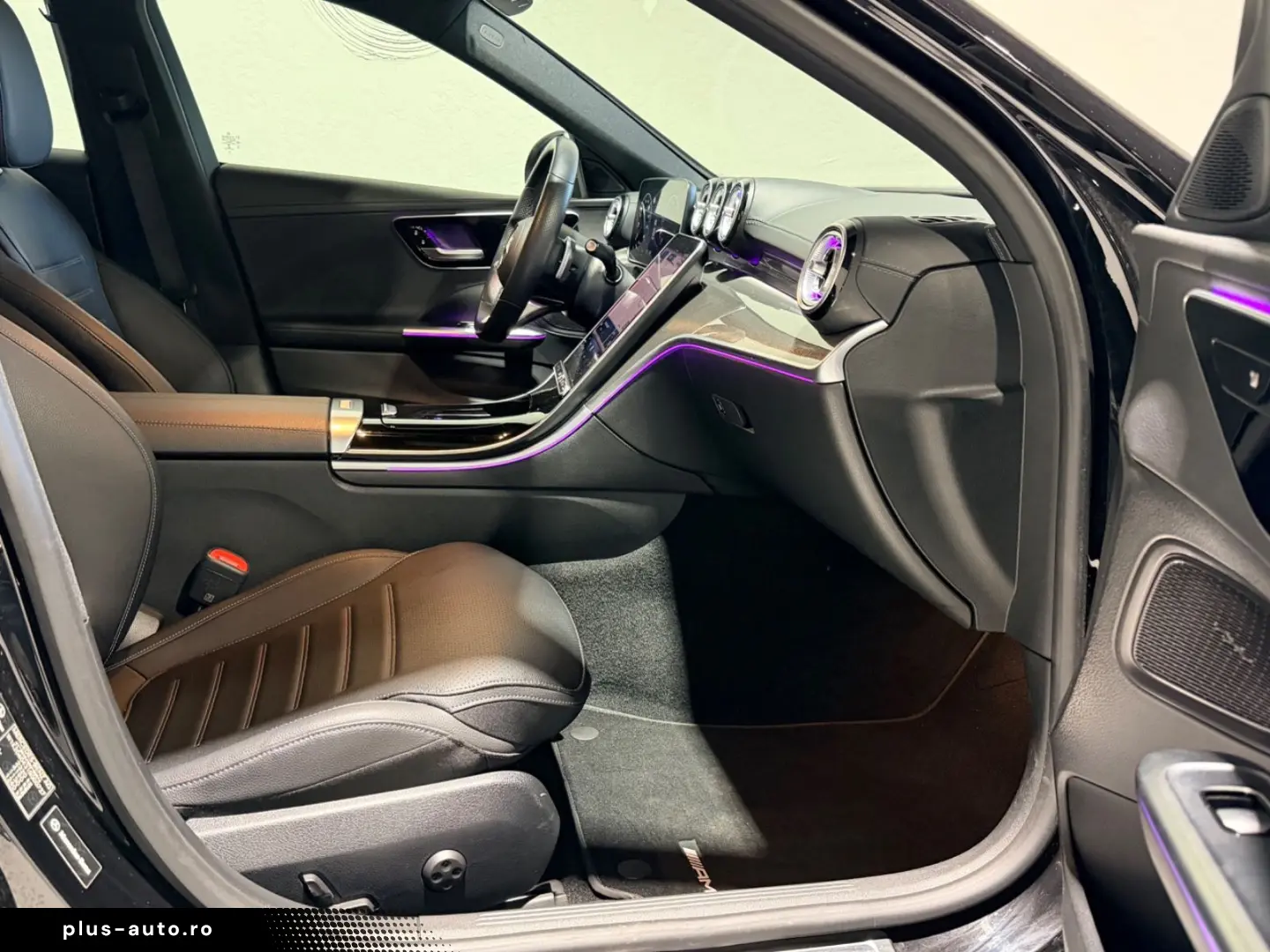 MERCEDES-BENZ C 200 4Matic AMG   Burmester Ambiente