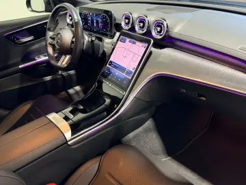 MERCEDES-BENZ C 200 4Matic AMG   Burmester Ambiente