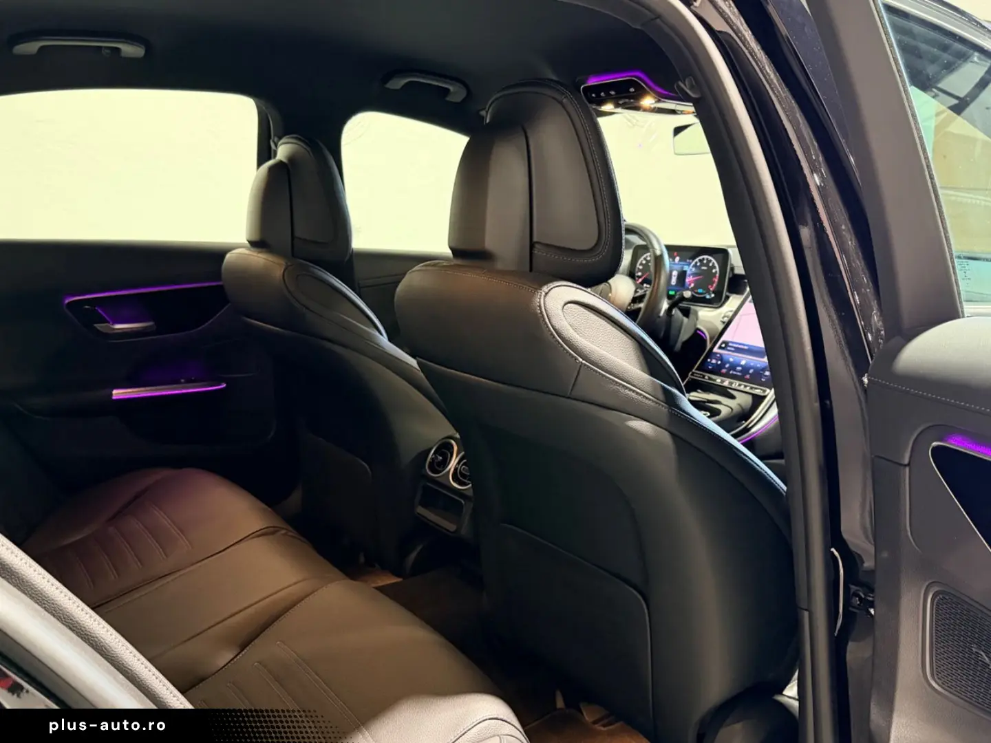 MERCEDES-BENZ C 200 4Matic AMG   Burmester Ambiente