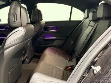 MERCEDES-BENZ C 200 4Matic AMG   Burmester Ambiente