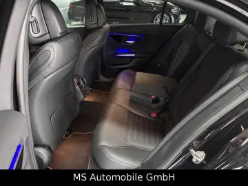 MERCEDES-BENZ C 200 4 Matic Limousine AMG Line Night Paket