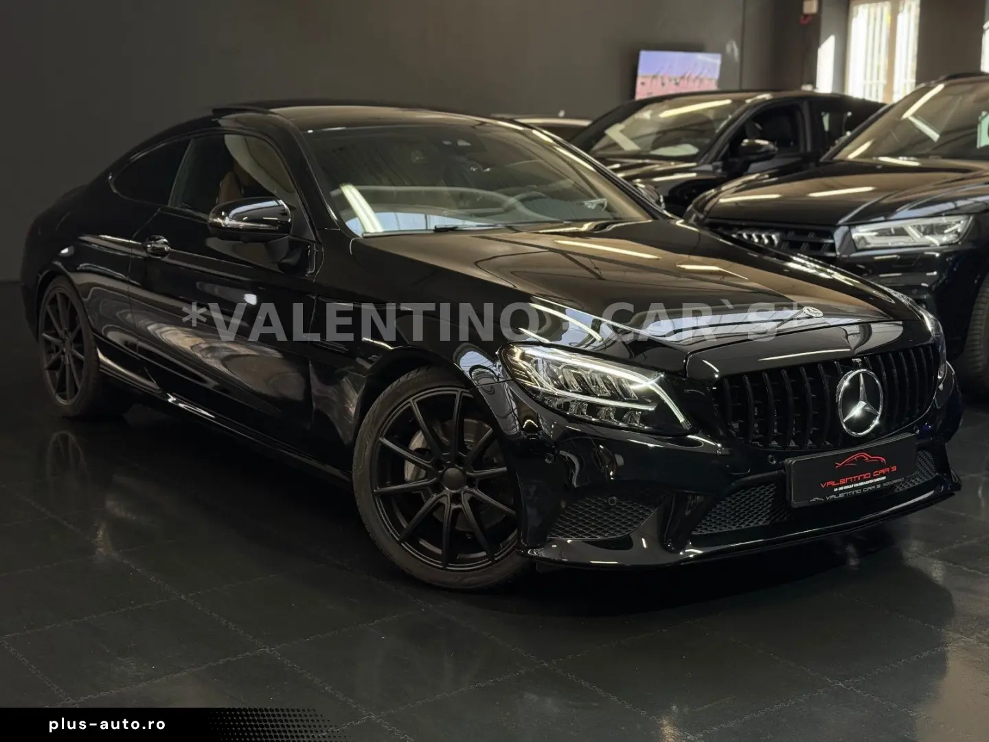 MERCEDES-BENZ C 300 Coupé AMG 4Matic Virtual Pano 360  Apple