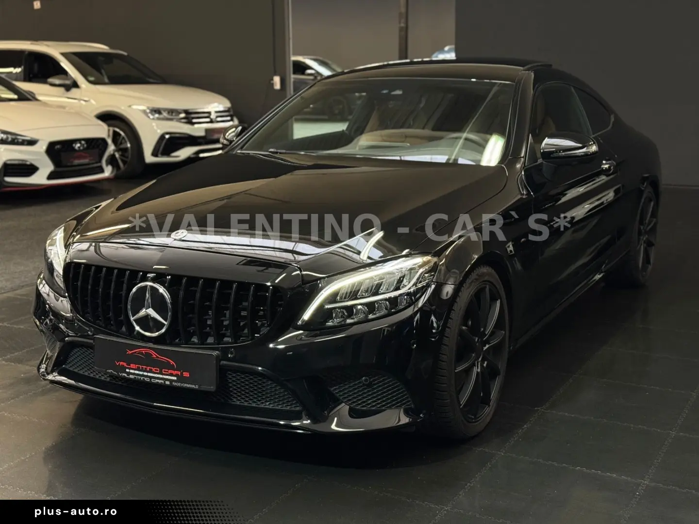 MERCEDES-BENZ C 300 Coupé AMG 4Matic Virtual Pano 360  Apple