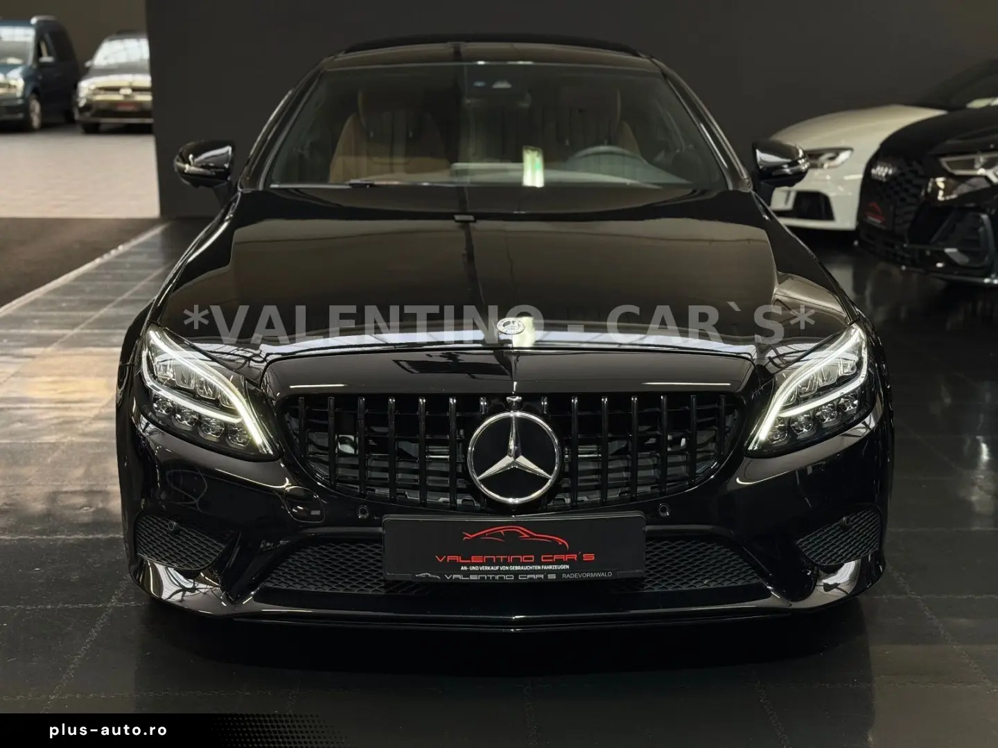 MERCEDES-BENZ C 300 Coupé AMG 4Matic Virtual Pano 360  Apple