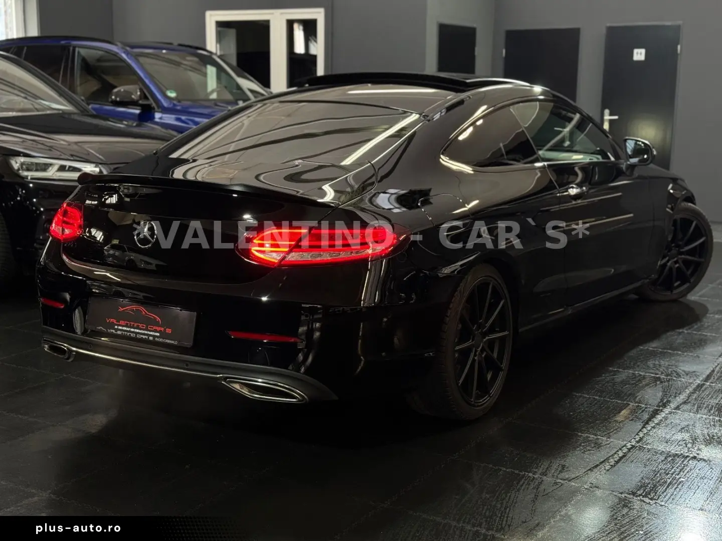 MERCEDES-BENZ C 300 Coupé AMG 4Matic Virtual Pano 360  Apple