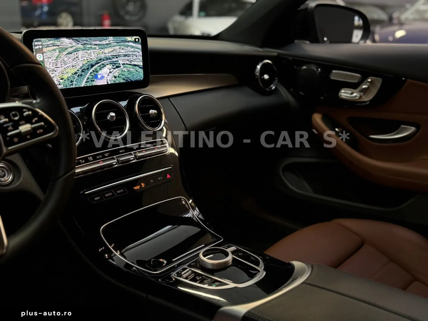 MERCEDES-BENZ C 300 Coupé AMG 4Matic Virtual Pano 360  Apple