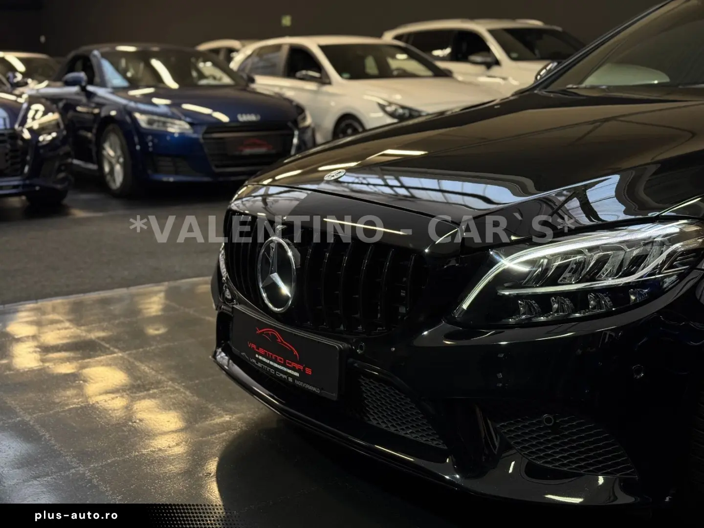 MERCEDES-BENZ C 300 Coupé AMG 4Matic Virtual Pano 360  Apple