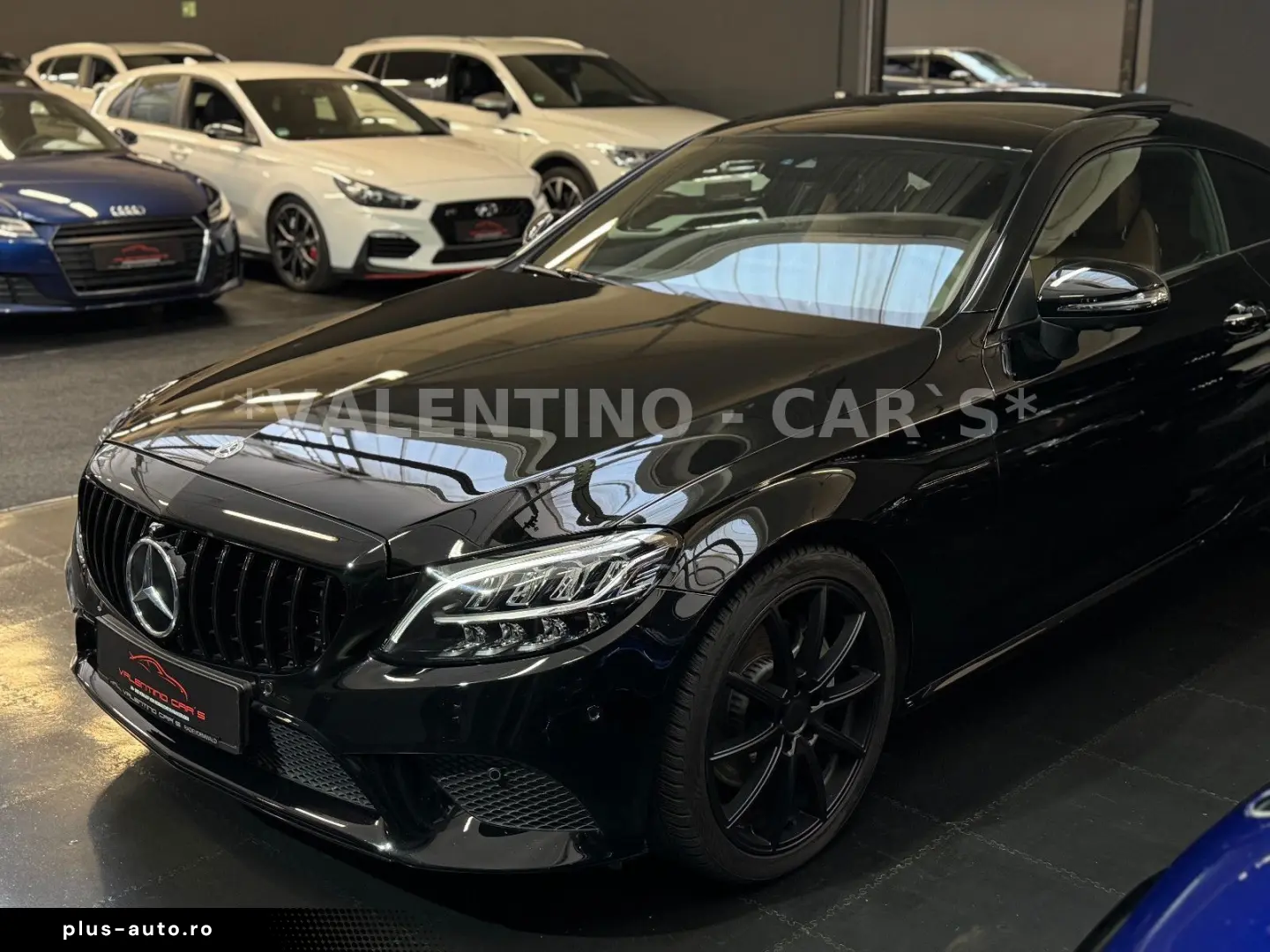 MERCEDES-BENZ C 300 Coupé AMG 4Matic Virtual Pano 360  Apple