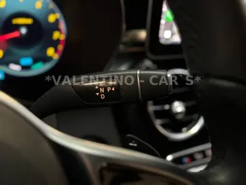 MERCEDES-BENZ C 300 Coupé AMG 4Matic Virtual Pano 360  Apple