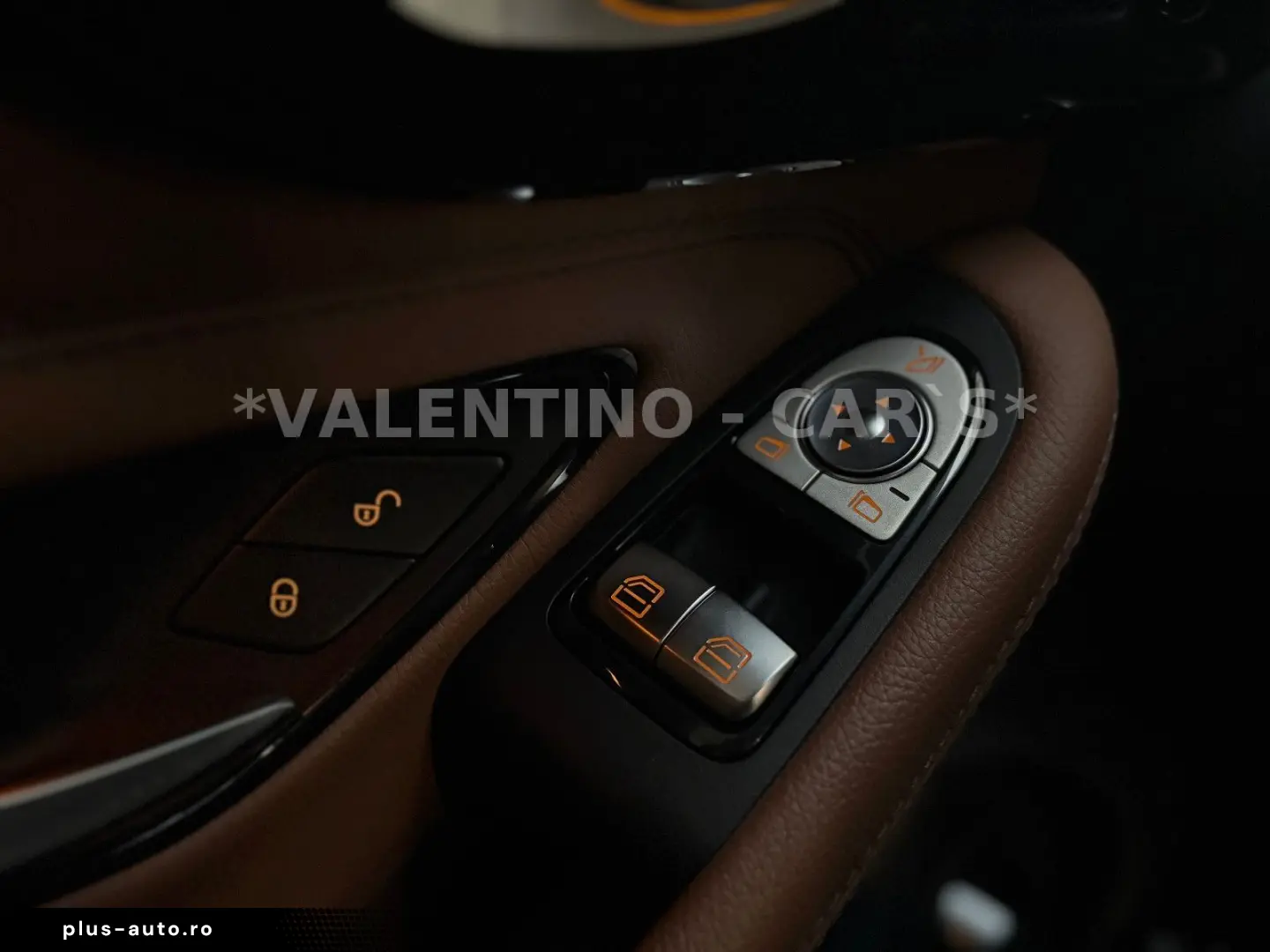 MERCEDES-BENZ C 300 Coupé AMG 4Matic Virtual Pano 360  Apple
