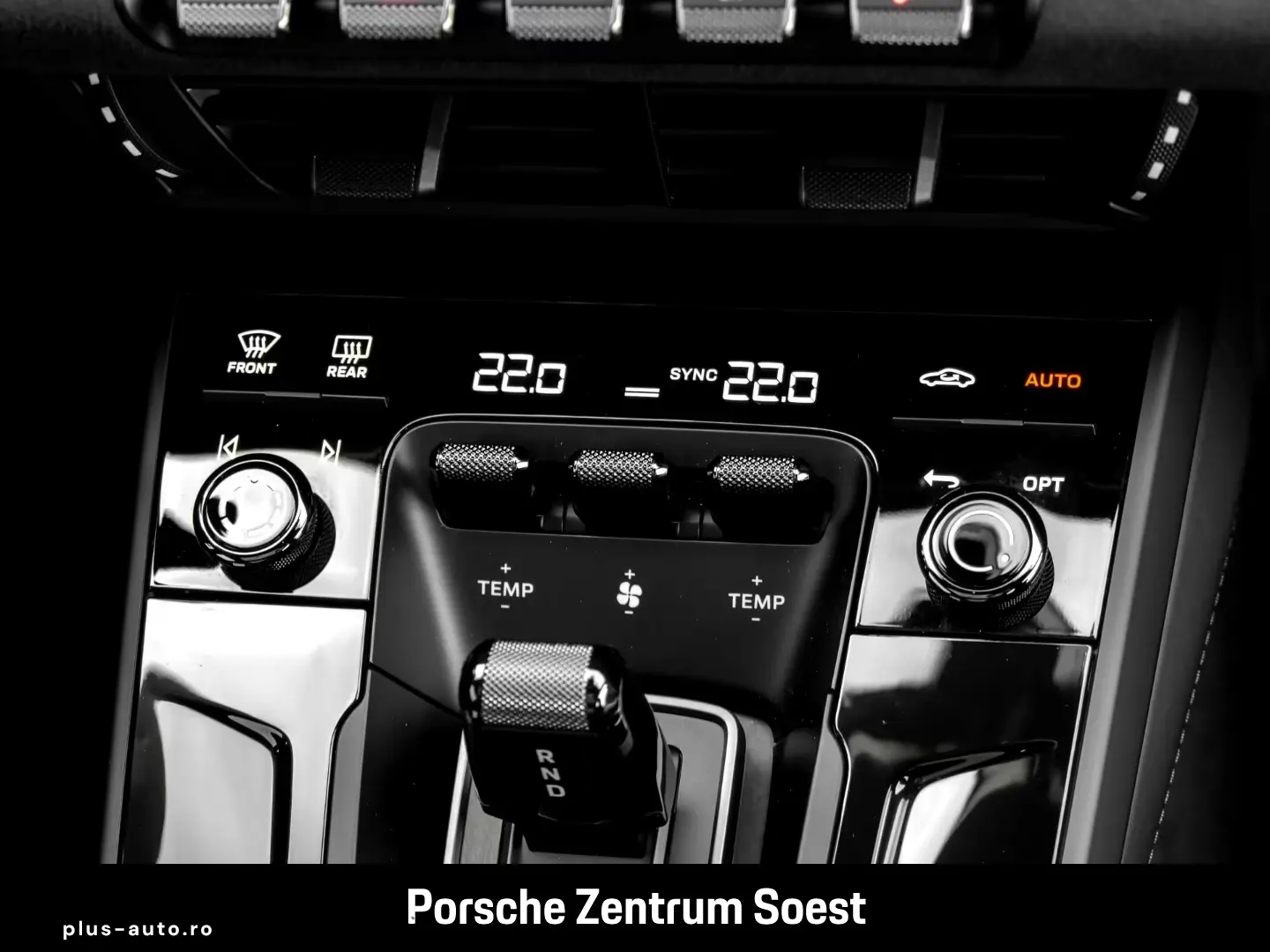 Porsche 992 Carrera GTS PASM Liftsystem Surround-View