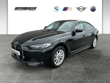 BMW i4 eDrive35