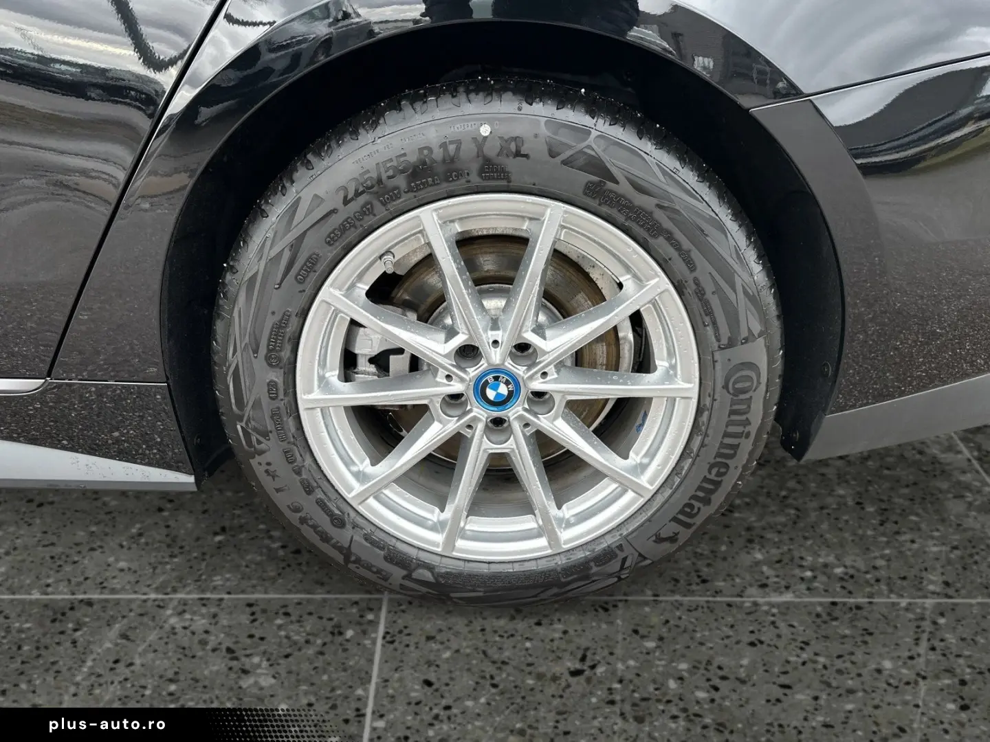BMW i4 eDrive35