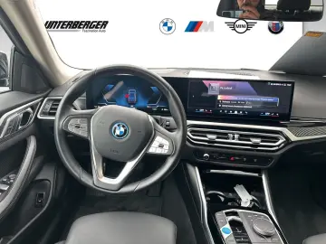 BMW i4 eDrive35