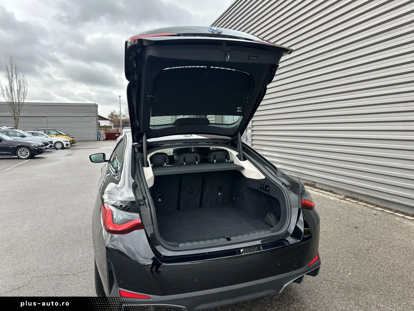 BMW i4 eDrive35