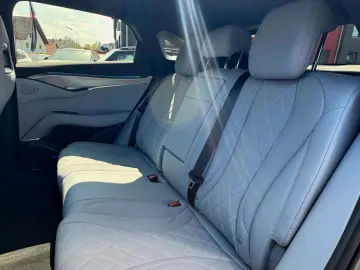 BYD SEALION 7 Comfort