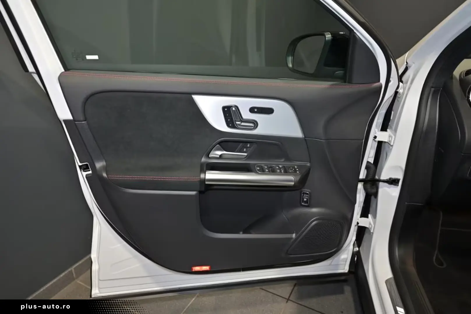 Mercedes-Benz GLA 35 AMG 4M AMG 360 MULTIB.DIST.PANO NIGHT