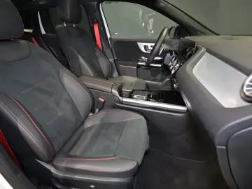 Mercedes-Benz GLA 35 AMG 4M AMG 360 MULTIB.DIST.PANO NIGHT