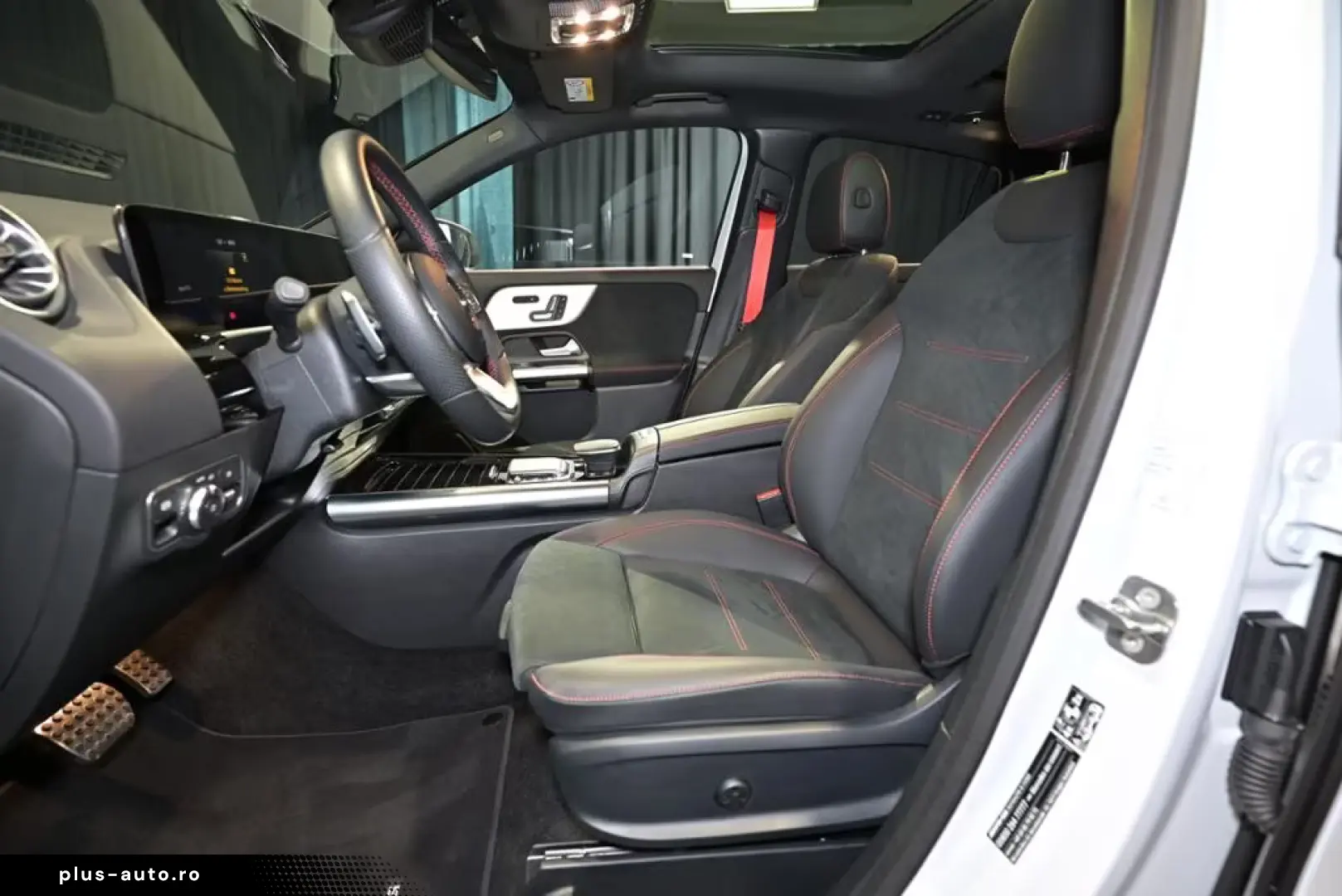 Mercedes-Benz GLA 35 AMG 4M AMG 360 MULTIB.DIST.PANO NIGHT
