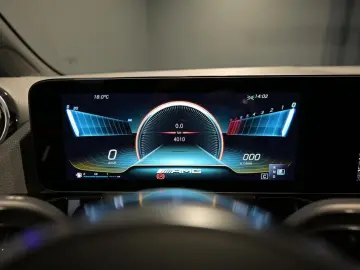 Mercedes-Benz GLA 35 AMG 4M AMG 360 MULTIB.DIST.PANO NIGHT