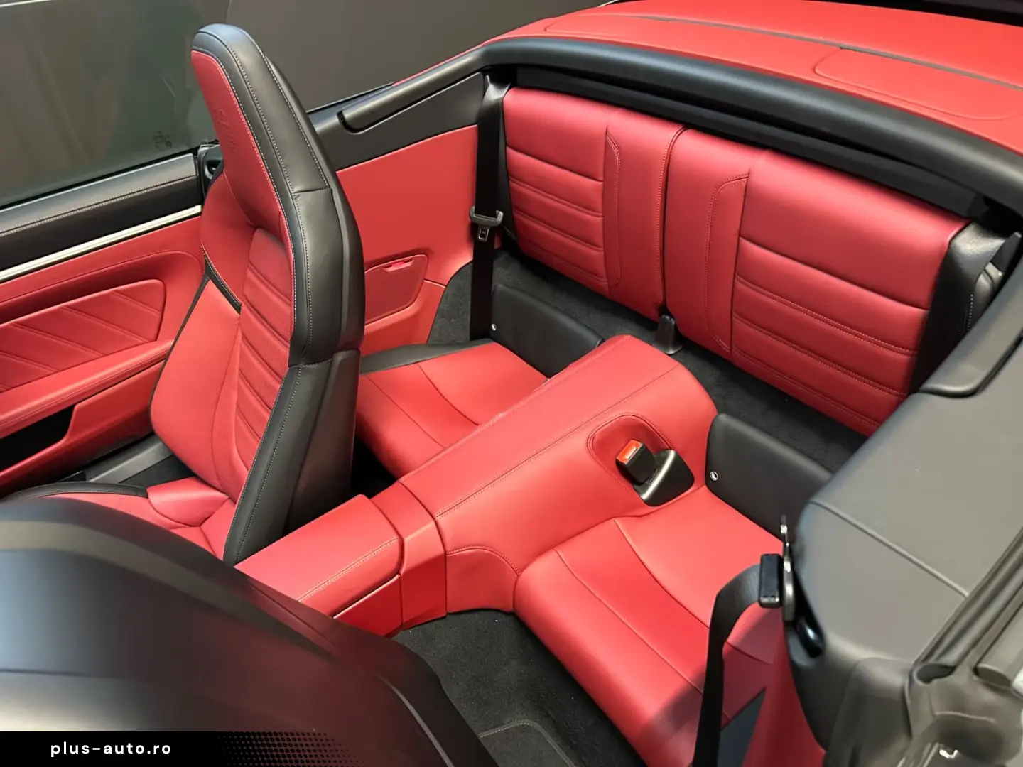 Porsche 992 .2 Turbo S Cabrio PASM BURMESTER