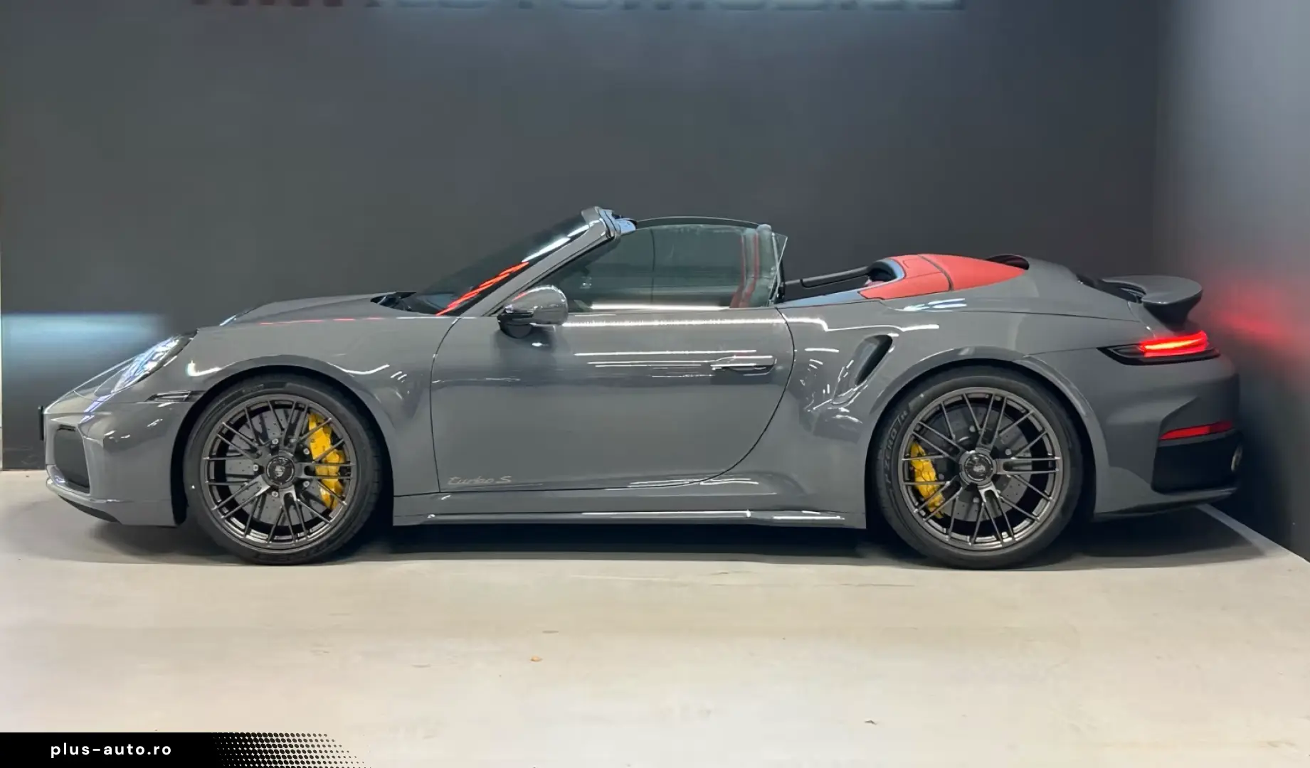 Porsche 992 .2 Turbo S Cabrio PASM BURMESTER