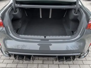 BMW M4 Competition M xDRIVE