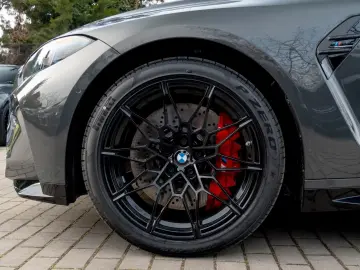 BMW M4 Competition M xDRIVE