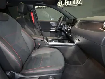 Mercedes-Benz GLA 35AMG 4M PANO AHK MULTIB KEYL RFK